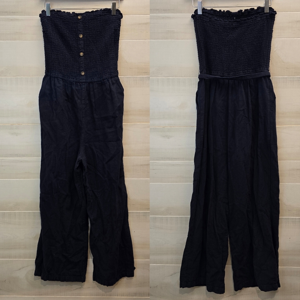 {LT} Abercrombie & Fitch Navy Strapless Pant Romper